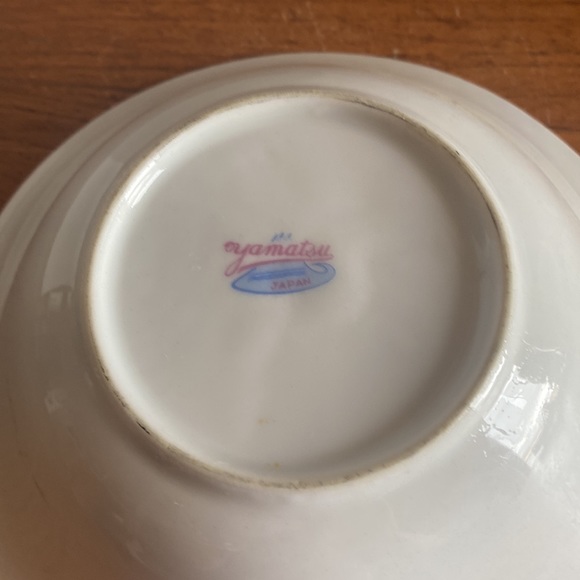 Vintage Yamatsu Japan china 7” bowl with peach luster edge and violet accents - Picture 3 of 7